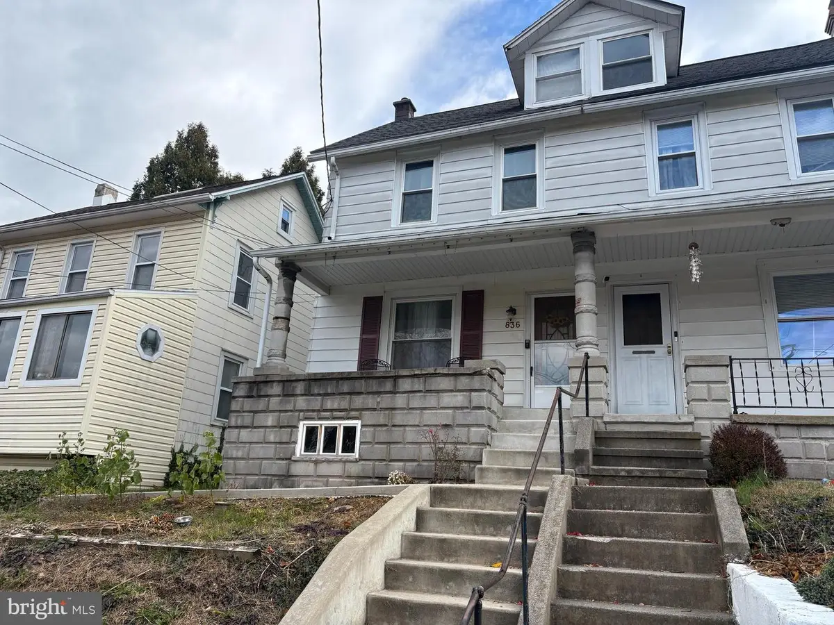 836 Scenic Dr, Mohnton, PA 19540 - Image #1