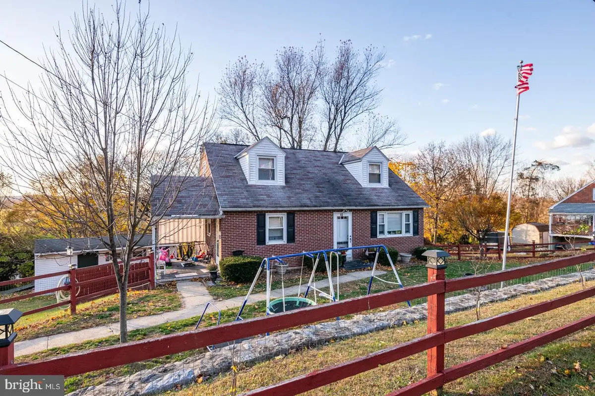 42 Adams St, Reading, PA 19608 - Image #1