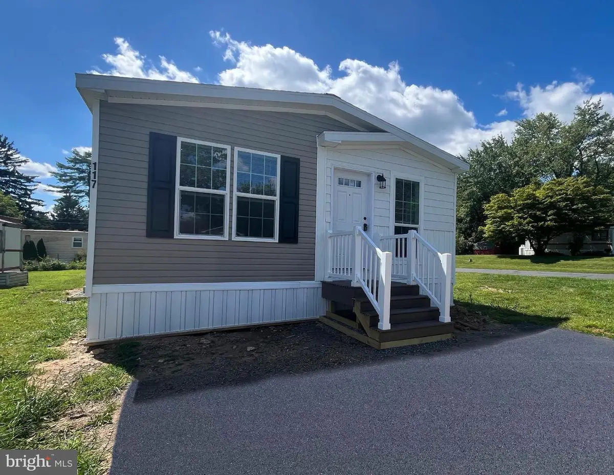 117 Concord Dr, Hereford, PA 18056 - Image #1