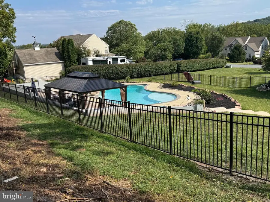 45 Lindsay Ct, Mohnton, PA 19540 - Image #3