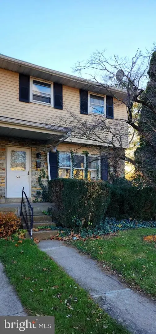 144 W Gaul St, Wernersville, PA 19565 - Image #1