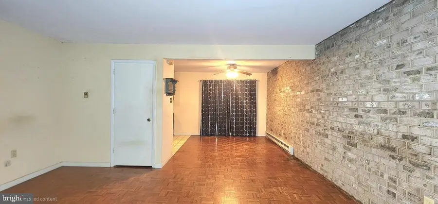 144 W Gaul St, Wernersville, PA 19565 - Image #3