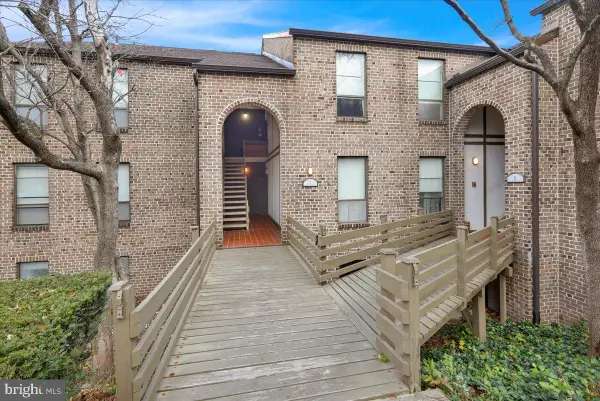 7-e Fairway Rd, READING, PA 19607