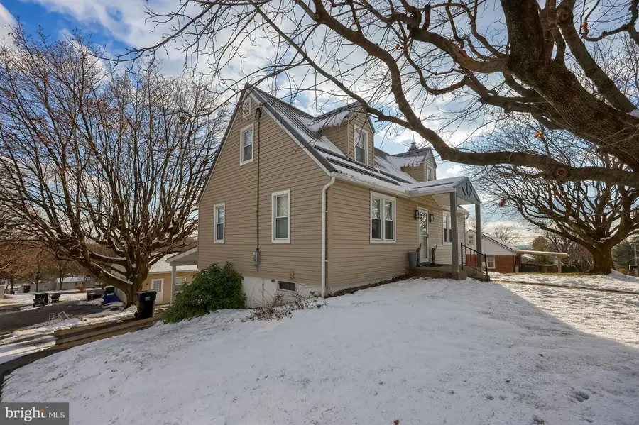 207 Hazel St, Hamburg, PA 19526 - Image #3