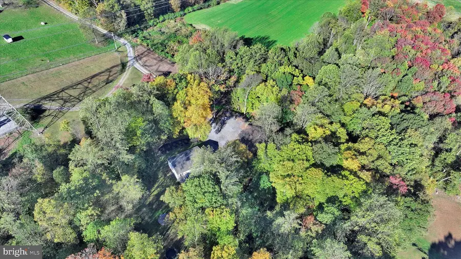 122 Witmer Rd, Reinholds, PA 17569 - Image #3