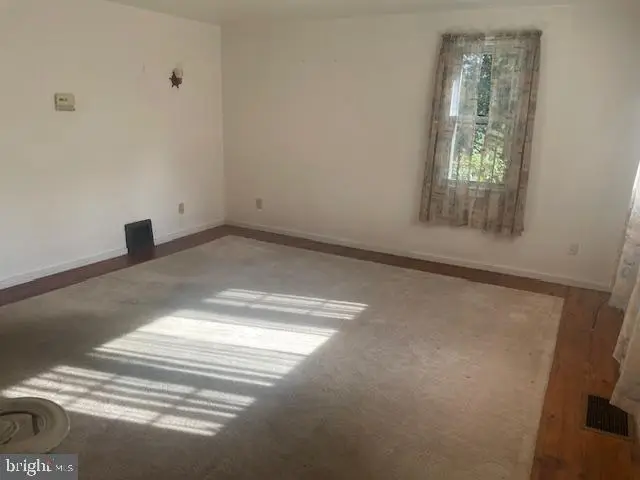 463 White Oak Ln, Leesport, PA 19533 - Image #3