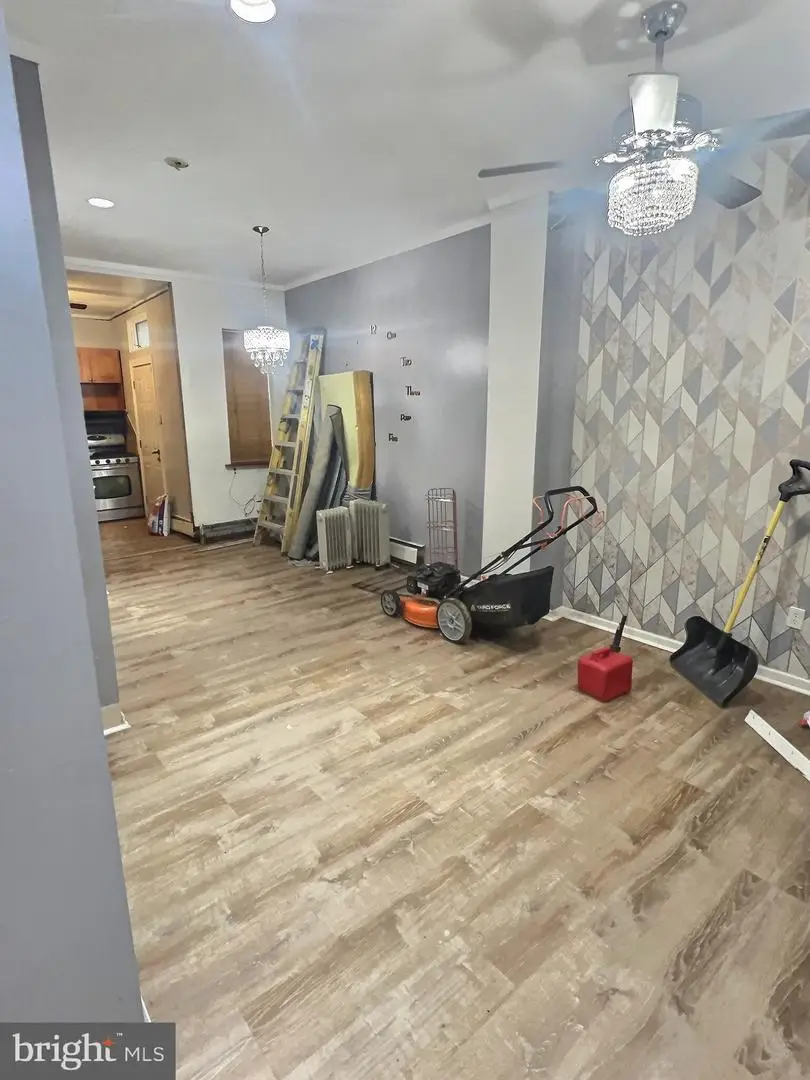 732 N 9th St, Reading, PA 19604 - Image #2