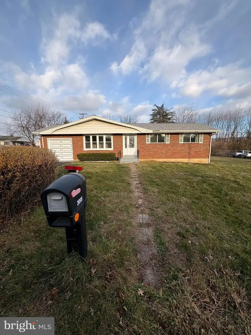 3005 Garfield Ave, Reading, PA 19605 - Image #1