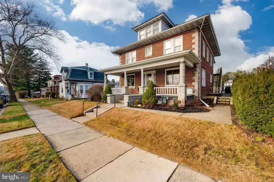 2021 Noble St, Reading, PA 19609 - Image #2