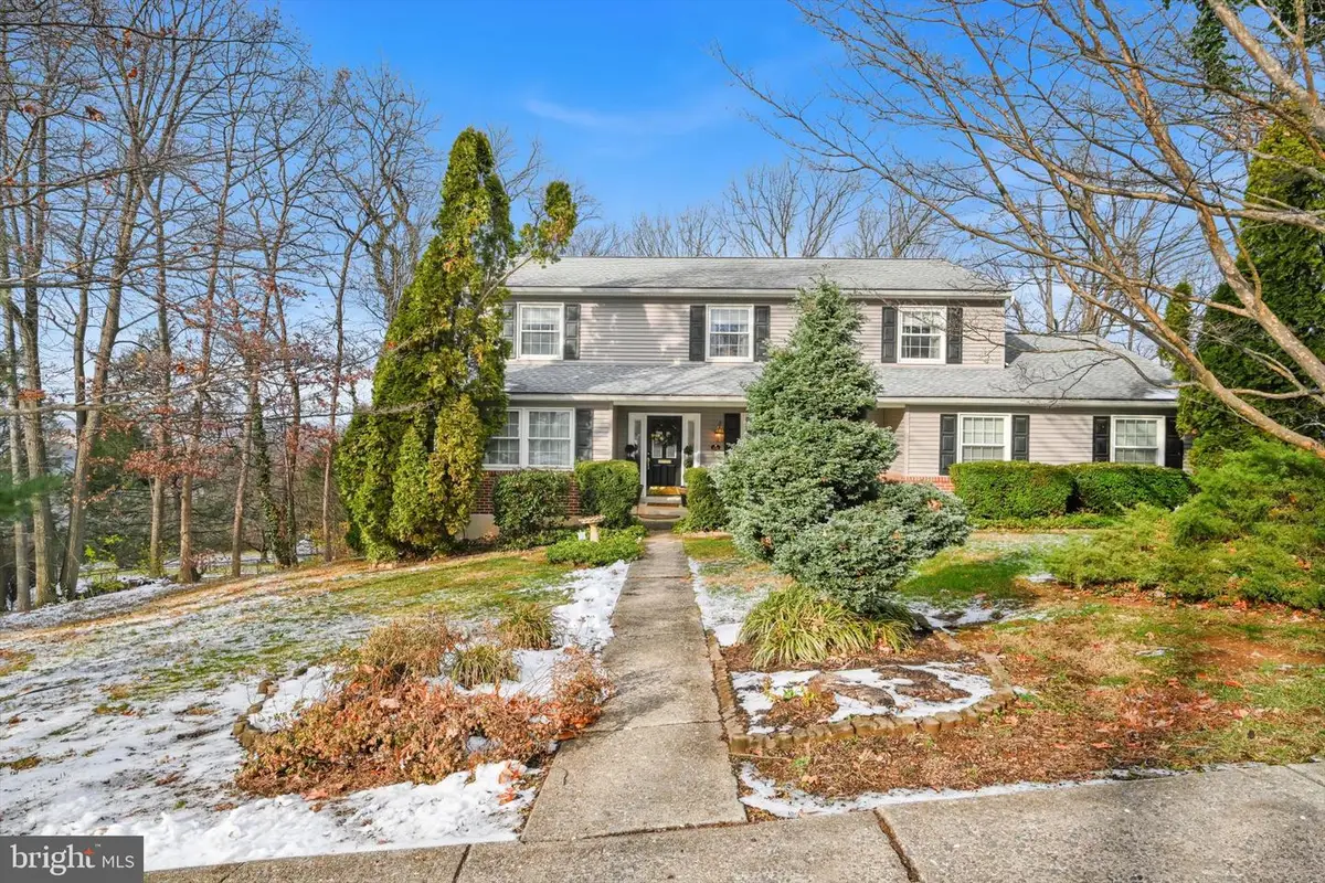 121 Grandview Blvd, Wyomissing, PA 19609 - Image #1