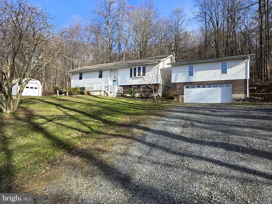 169 Dale Rd, Barto, PA 19504 - Image #2