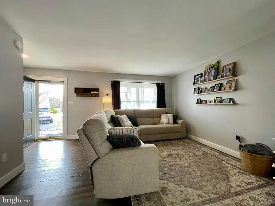 35 Stacy Dr, Barto, PA 19504 - Image #2