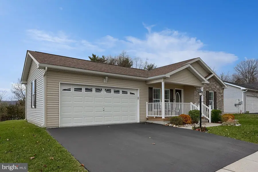 39 Westin, Douglassville, PA 19518 - Image #2
