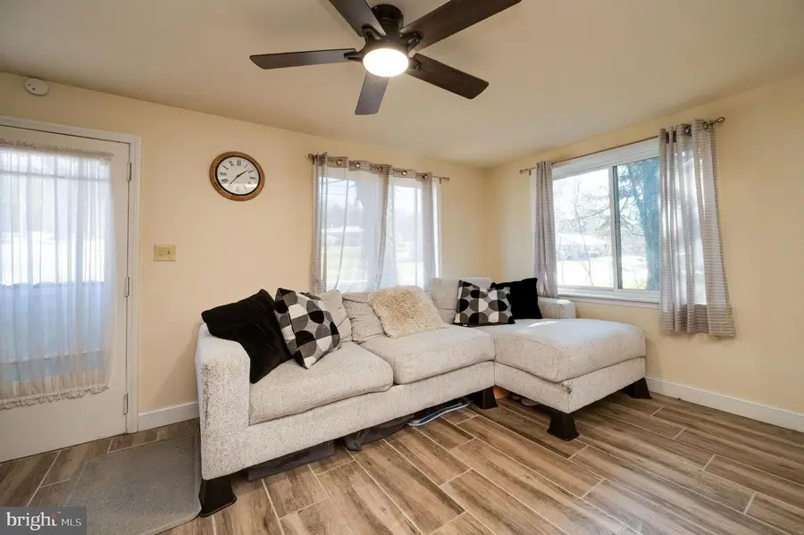 175 Forgedale Rd, Fleetwood, PA 19522 - Image #3