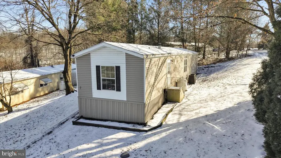 260 Wooltown Rd #lot 7, Wernersville, PA 19565 - Image #2