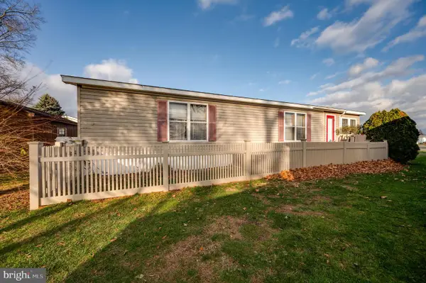 217 Knollwood Ln, READING, PA 19606