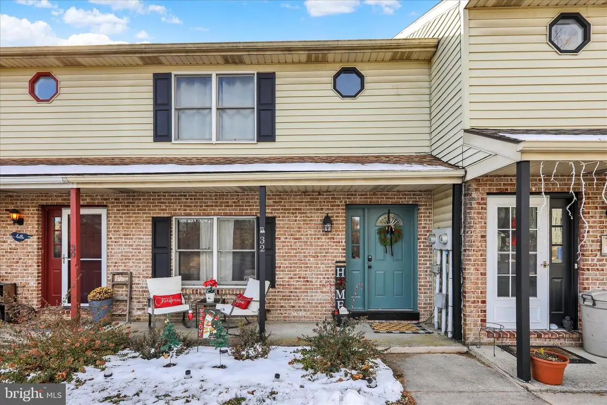 32 N Canal St, Leesport, PA 19533 - Image #1