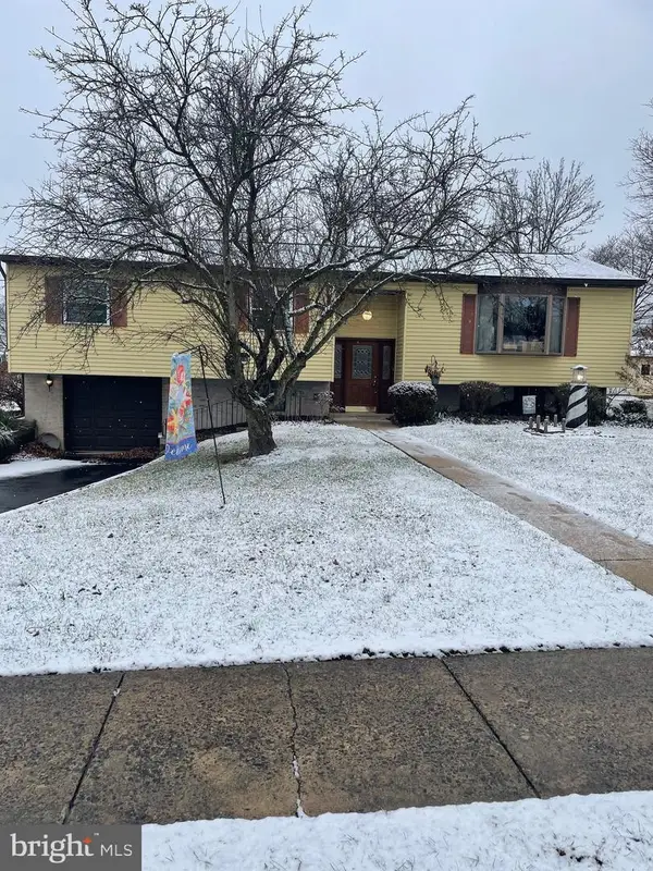 105 Michele Dr, READING, PA 19606