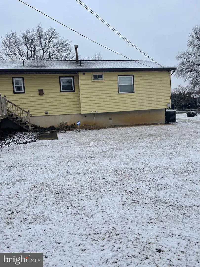 105 Michele Dr, Reading, PA 19606 - Image #3