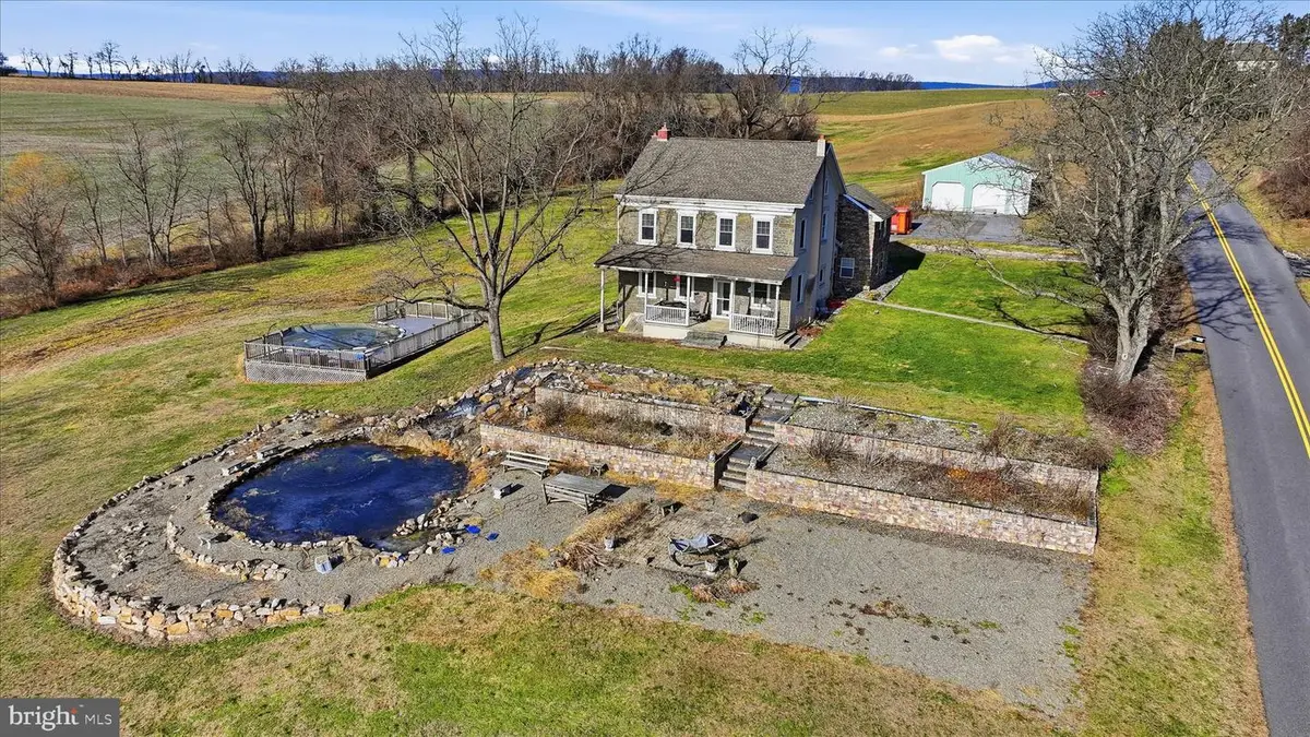 304 Valley Rd, Bernville, PA 19506 - Image #1