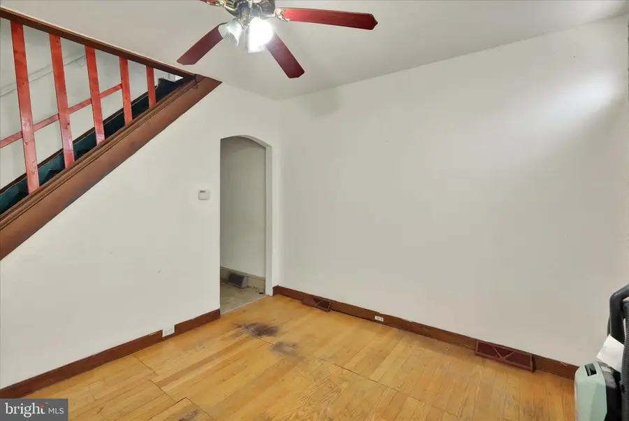 212 Dumns Ct, Reading, PA 19601 - Image #3