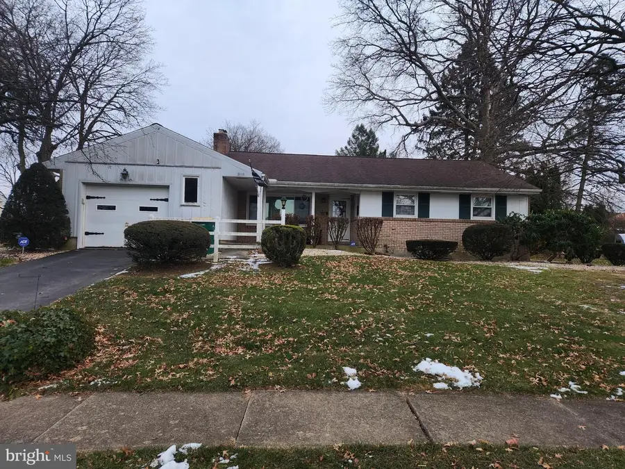 3116 Linda Ln, Sinking Spring, PA 19608 - Image #2