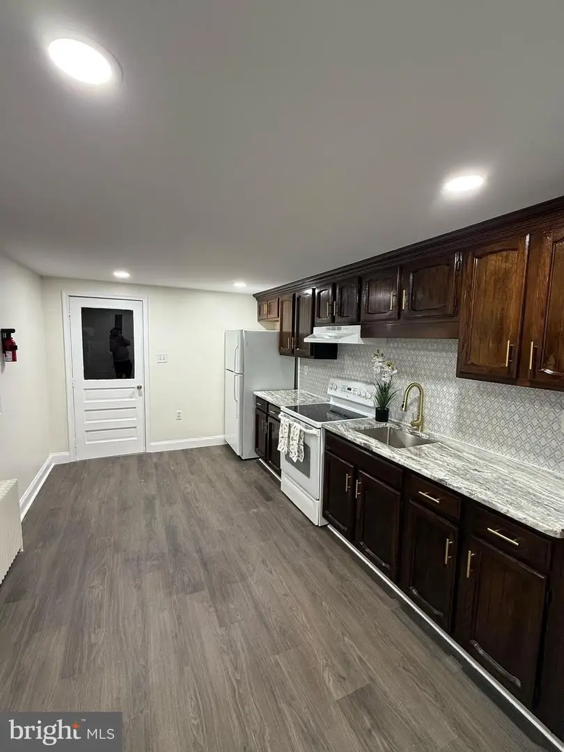 519 S 11th St, Reading, PA 19602 - Image #2