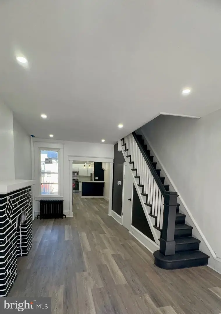 1057 Buttonwood St, Reading, PA 19604 - Image #3