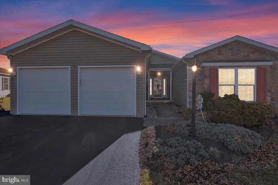 10 Cormorant Dr, Bechtelsville, PA 19505 - Image #3