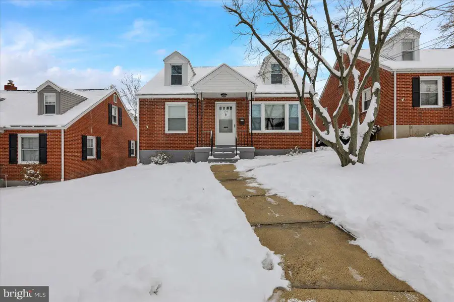 135 Chestnut St, Shillington, PA 19607 - #2