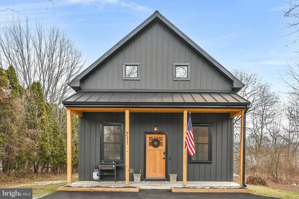 711 Grove Ave, Mohnton, PA 19540 - Image #1