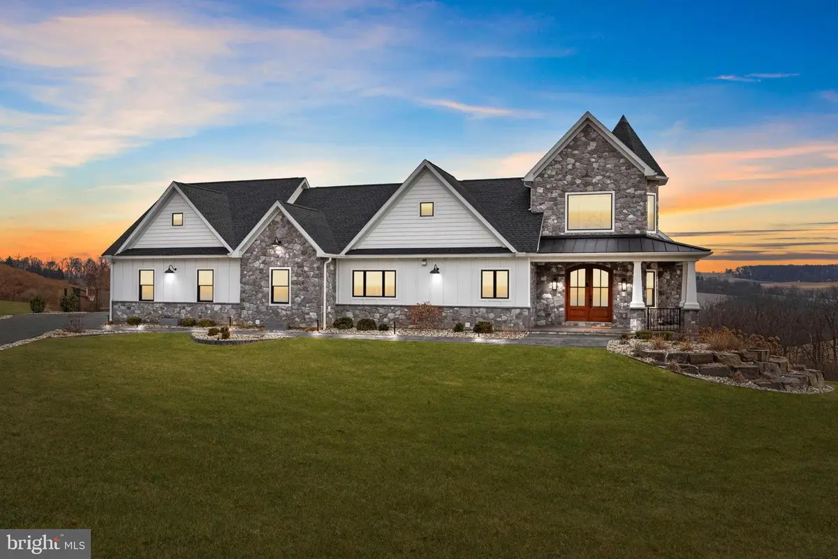 176 Fenstermaker Rd, Kutztown, PA 19530 - Image #1