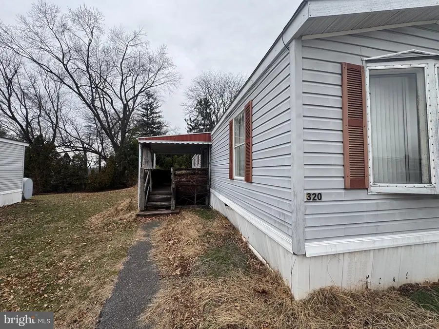 320 Hampshire Ave, Reading, PA 19606 - Image #3