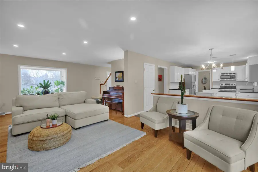 2052 Lincoln Ct, Wyomissing, PA 19610 - #3