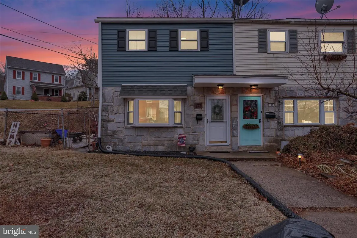 102 W Jackson St, Fleetwood, PA 19522 - Image #1