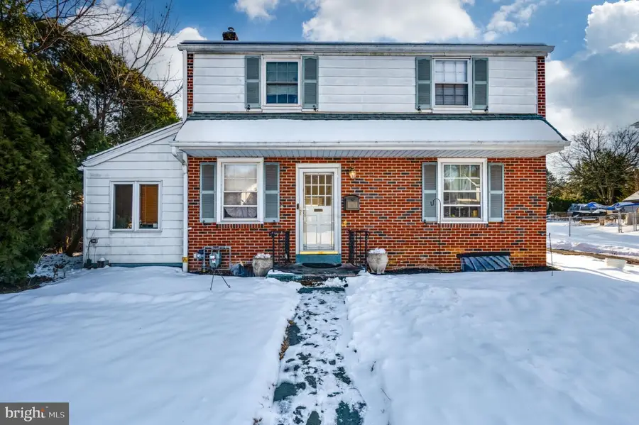 9 W 35th St, Reading, PA 19606 - #2