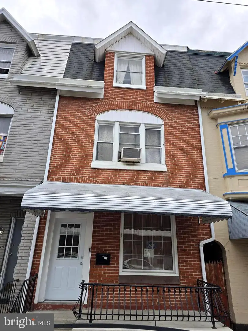 942 N 11th St, Reading, PA 19604 - Image #2