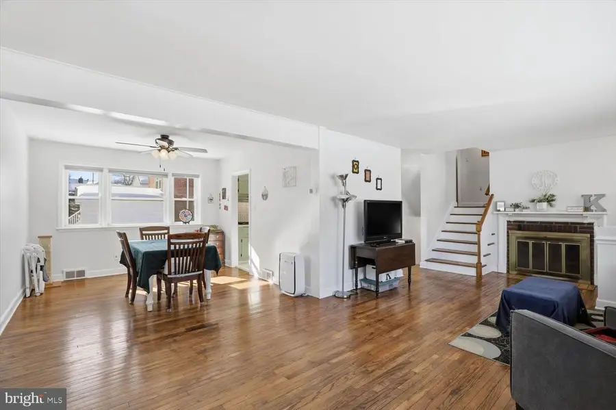 2300 Gring Dr, West Lawn, PA 19609 - #3