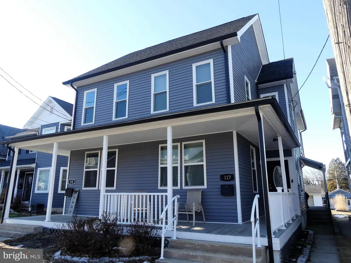 117 E Locust St, Fleetwood, PA 19522 - #1