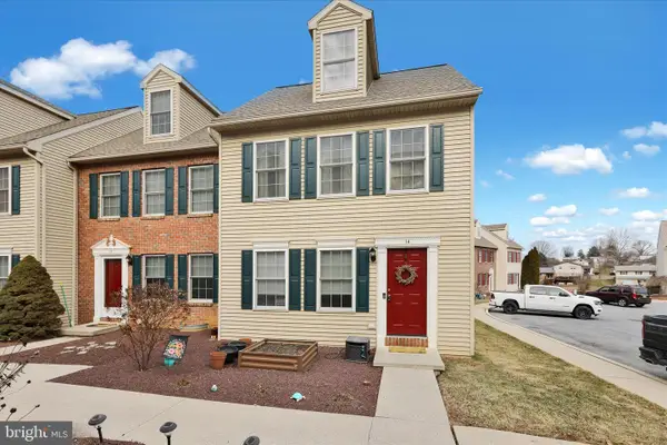 14 Weiser Ct, WOMELSDORF, PA 19567