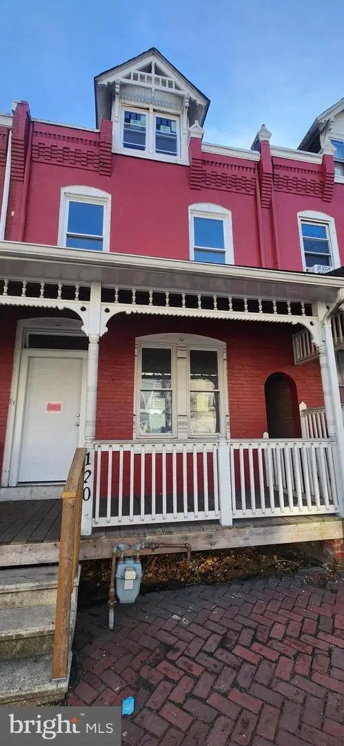 120 W Buttonwood St, Reading, PA 19601 - #1