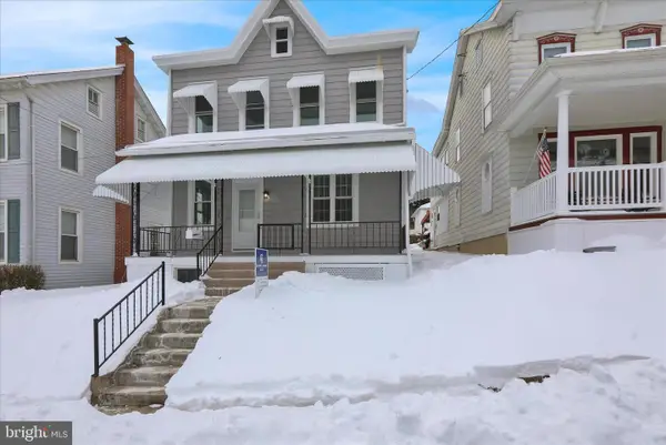 42 Chestnut St, MOHNTON, PA 19540