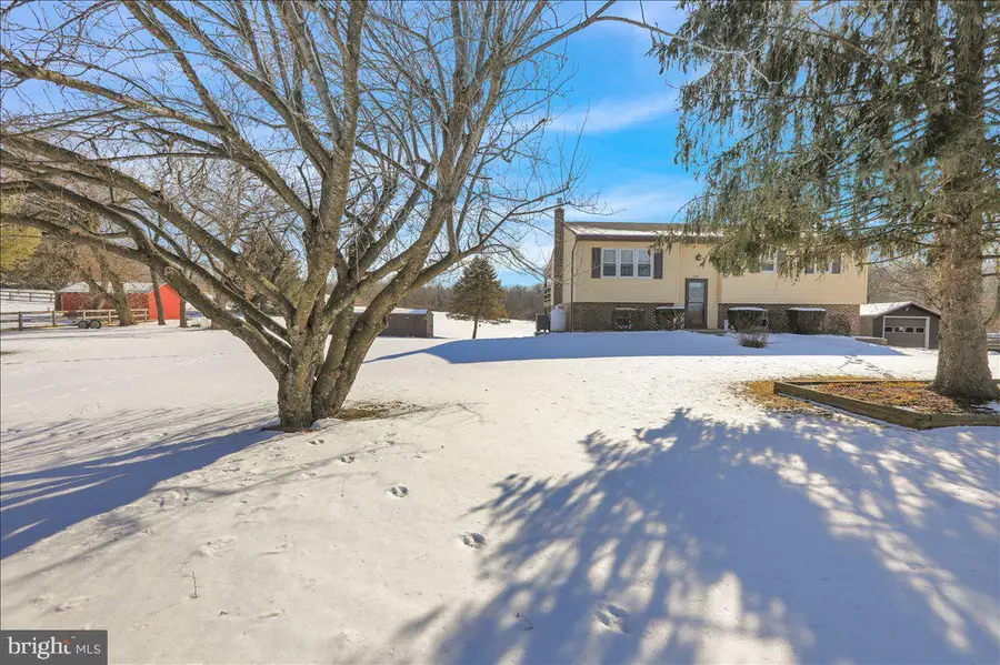 450 Birch Hill Rd, Shoemakersville, PA 19555 - #3