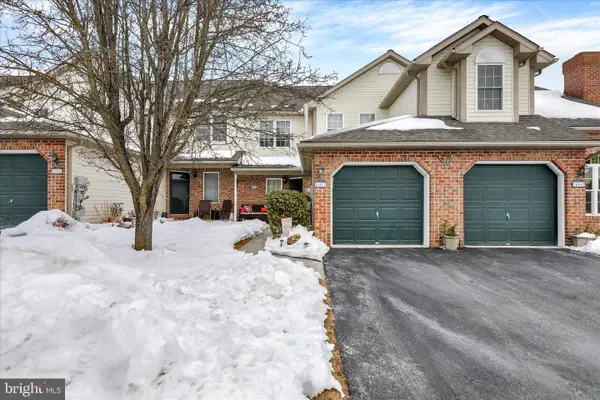 457 Epsilon Dr, WERNERSVILLE, PA 19565