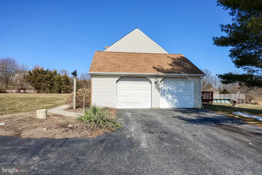 11 Morlatton Rd, Douglassville, PA 19518 - #3