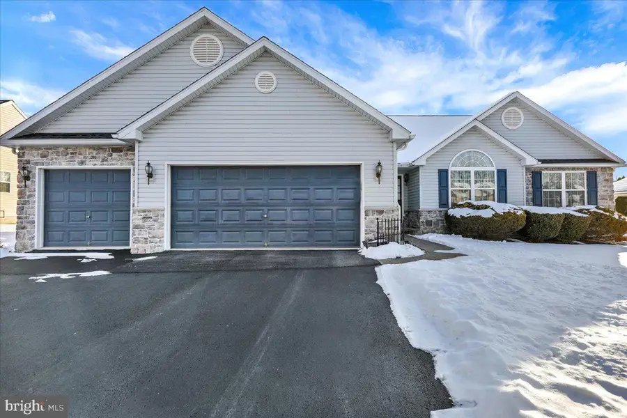 28 Sagebrook Dr, Reading, PA 19606 - Image #3