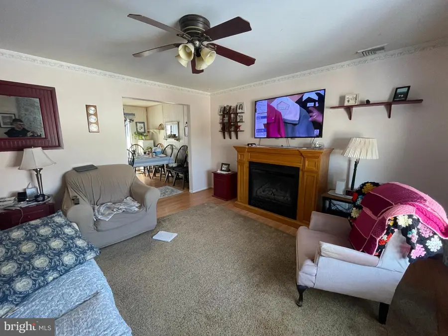 901 Denise Dr, Birdsboro, PA 19508 - Image #3