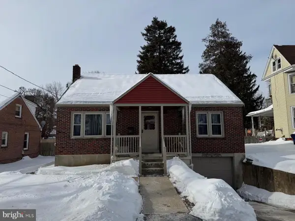 14 Laird St, WEST LAWN, PA 19609