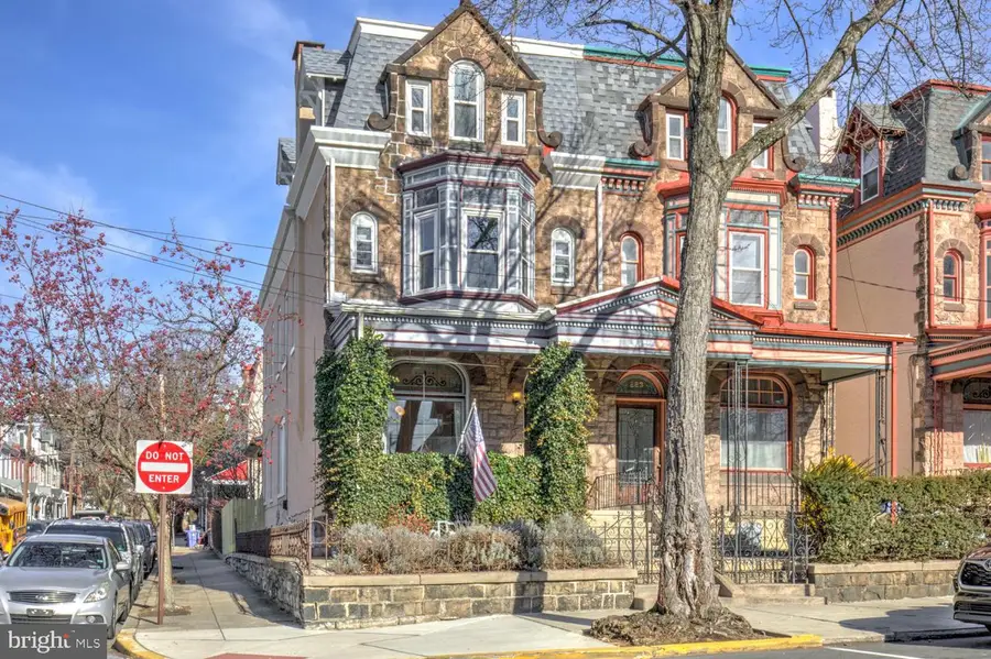 221 Douglass St, Reading, PA 19601 - Image #3