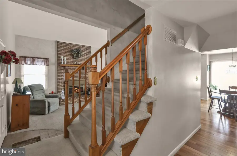 840 Shelbourne Rd, Reading, PA 19606 - Image #2